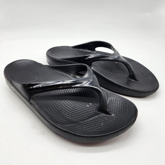 Oofos Ooriginal Flip Flop Recovery Sandals Women's 6 Black Thong Comfort Shoes - Picture 1 of 7